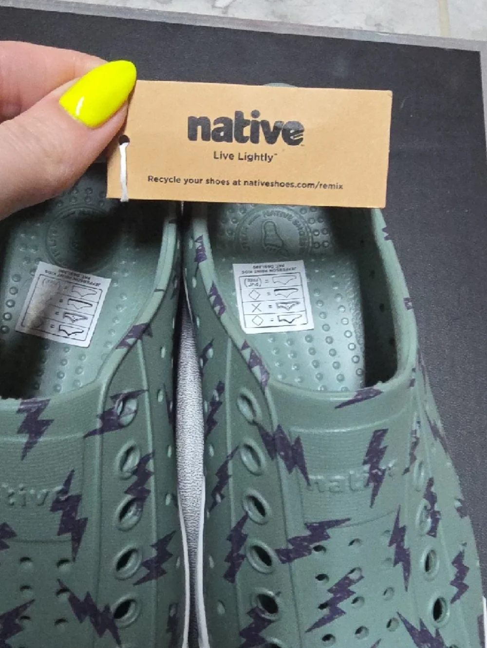 Native Slip-On Sneakers in Sage Green with Black Lightning Motif - Picture 3 of 3